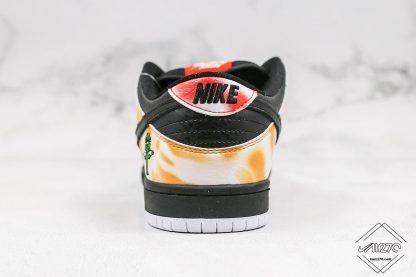 Nike SB Dunks Raygun Tie-Dye Home Black heel