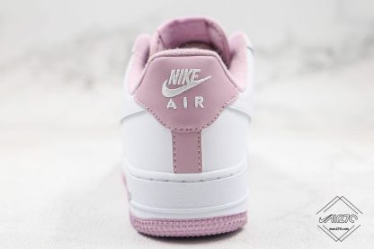 Air Force One Low White Iced Lilac heel