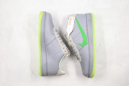 Nike Air Force 1 Low Wolf Grey Ghost Green panel