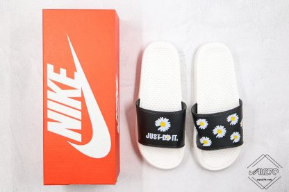 Nike Benassi Just Do It Peaceminusone Black upper