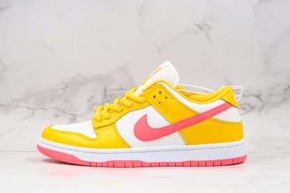 Kasina x Nike Dunk Low Pearl White University Gold-Melon Tint