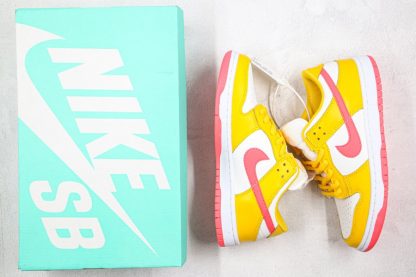 Kasina x Nike Dunk Low Pearl White University Gold-Melon Tint Top