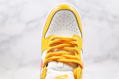 Kasina x Nike Dunk Low Pearl White University Gold-Melon Tint Upper