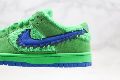 Grateful Dead x Nike SB Dunk Low Green Bear CJ5378-300 Panel