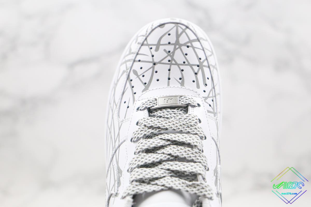 nike reflective shoes white