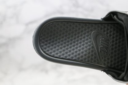 Nike Benassi Fanny Pack Slides Black Grey detail