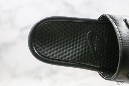 Nike Benassi JDI LTD Swoosh Pack Black detail