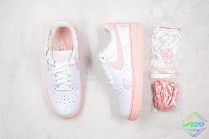 GS Nike Air Force 1 Low White Pink Foam tongue