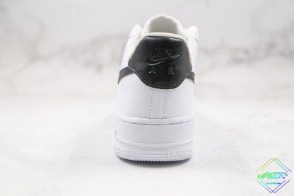 Nike Air Force 1 07 White Black heel