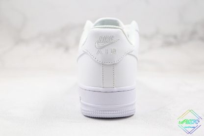 Nike Air Force 1 07 White heel