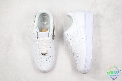 Nike Air Force 1 07 White tongue