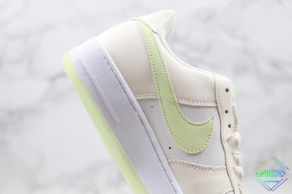Nike Air Force 1 Low Beige Chameleon lateral side