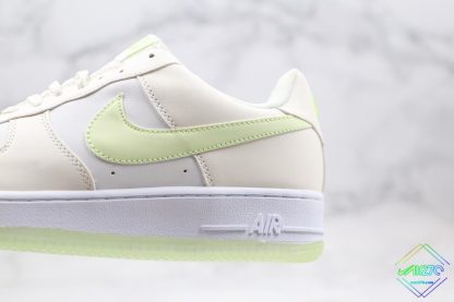 Nike Air Force 1 Low Beige Chameleon panel