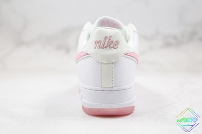 Nike Air Force 1 White Light Arctic Pink heel