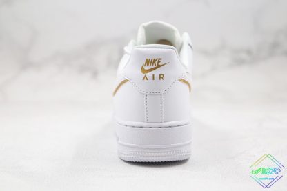 Nike Air force 1 07 Low White Metallic Gold heel