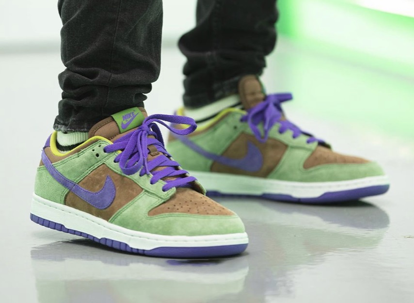 Nike Dunk Low SP Veneer on feet look