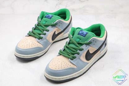 Nike SB Dunk Low Maple Leaf Dove Grey