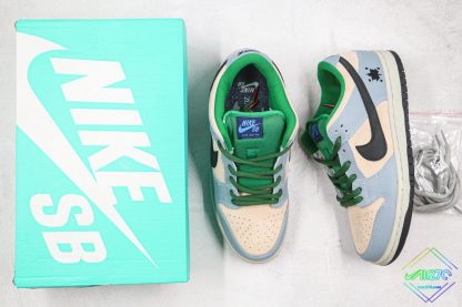 Nike SB Dunk Low Maple Leaf Gore Green