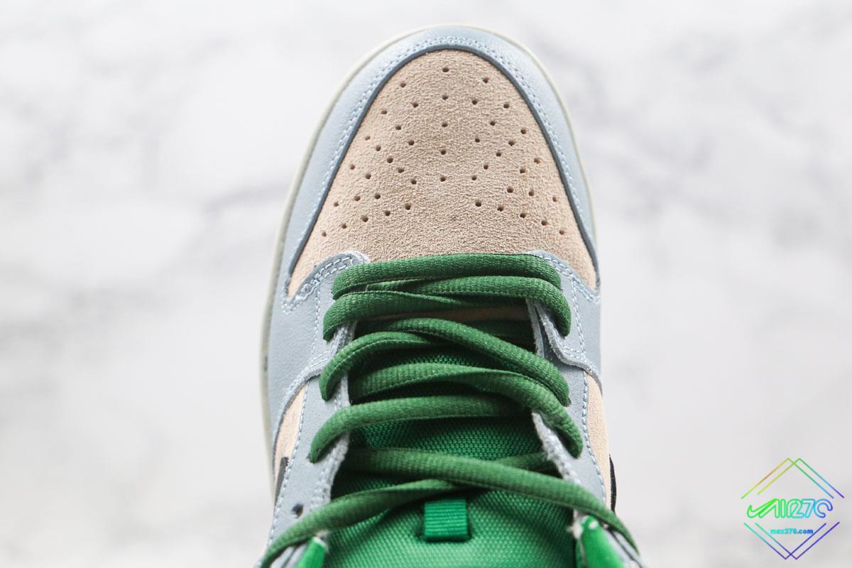 Nike SB Dunk Low Maple Leaf Dove Grey/Gore Green