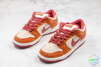 Nike SB Dunk Low Pro Dark Russet Cedar sneaker