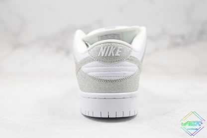 Nike SB Dunk Low Silver Shiny heel