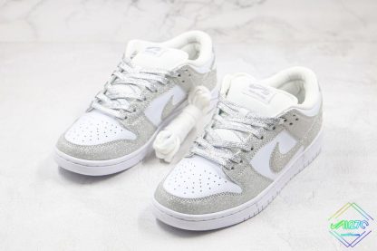 Nike SB Dunk Low Silver Shiny shoelace