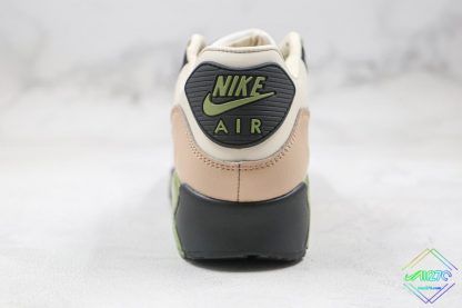 Nike Air Max 90 NRG Lahar Escape green heel