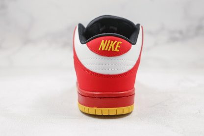 Nike SB Dunk Low Vietnam 25th Anniversary heel