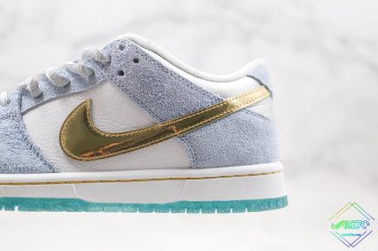 Sean Cliver x Nike SB Dunk Low lateral