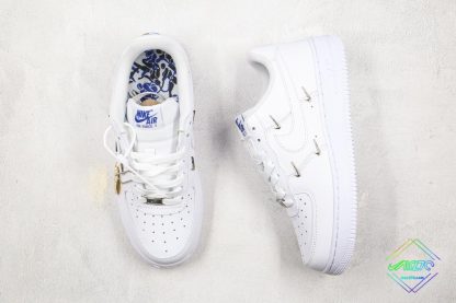 Nike Air Force 1 LX Sisterhood White tongue