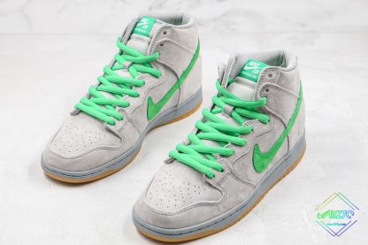 Nike Dunk High Premium SB volt