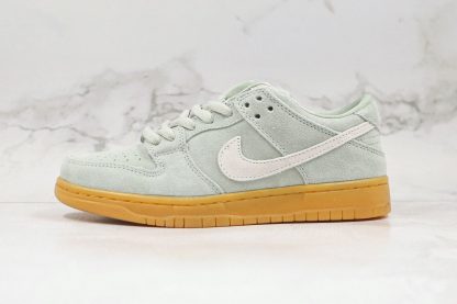 Nike Dunk Low SB Island Green Gum