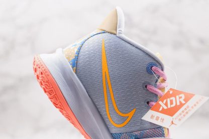 Nike Kyrie 7 Pre Heat Expressions oversize swoosh