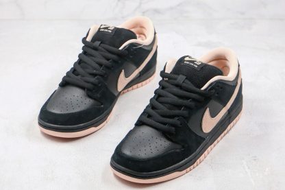 Nike SB Dunk Low Black Washed Coral sneaker