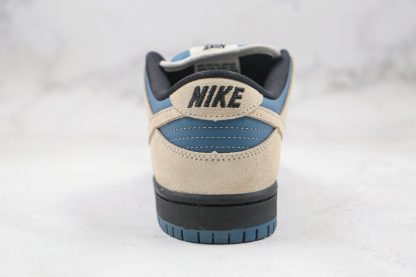 Nike SB Dunk Low Pro Thunderstorm heel