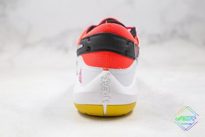 Nike Zoom Freak 2 EP Gradient Fade heel