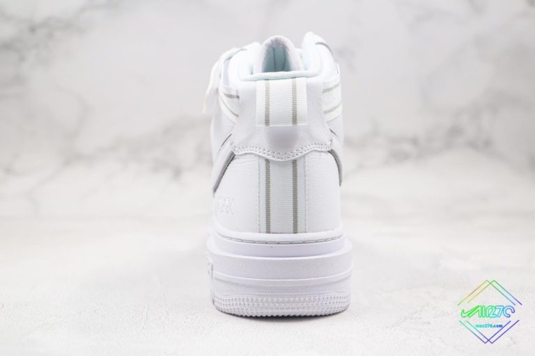 nike gore tex boots white