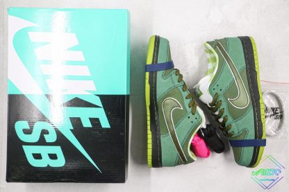 Concepts x Nike SB Dunk Low Green Lobster