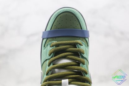 Green Lobster SB Dunk Low Concepts front