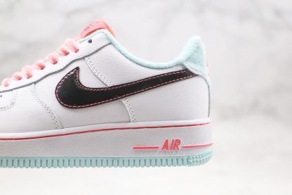 Nike Air Force 1 '07 L.V.8 White Atomic Pink red