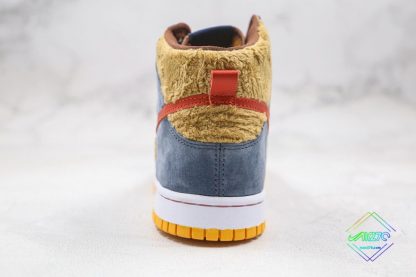 Nike Dunk High Premium SB Papa Bear Heel