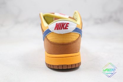 Nike SB Dunk Low Newcastle Brown Ale Heel