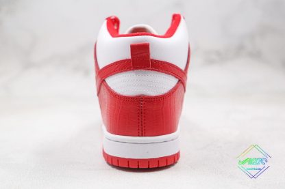Supreme X Nike SB Dunk High Red Heel