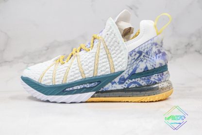 Nike LeBron 18 Reflections Flip