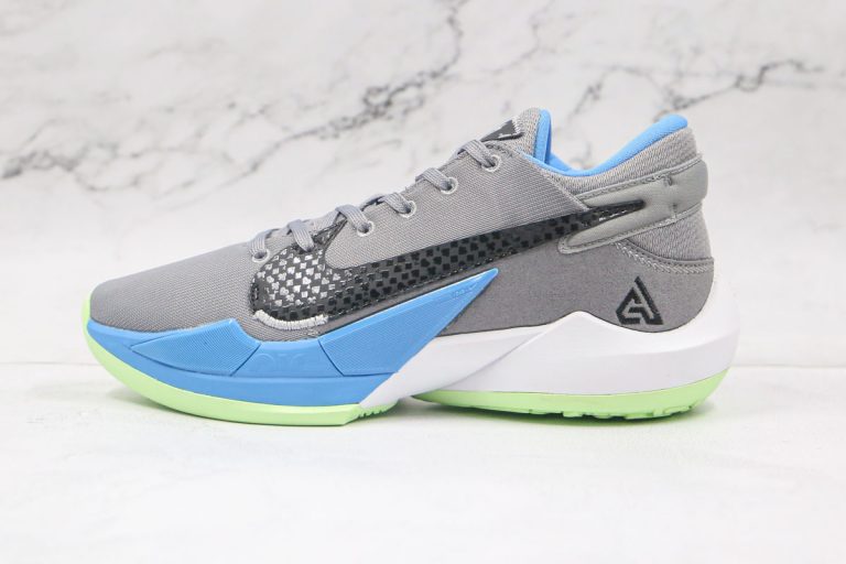 zoom freak 2 grey