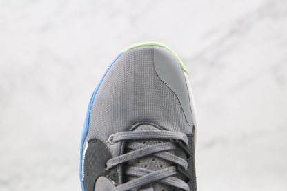 Particle Grey Nike Zoom Freak 2 upper