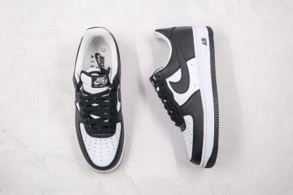 AA1391-100 Nike AF1 Classic Black White inner