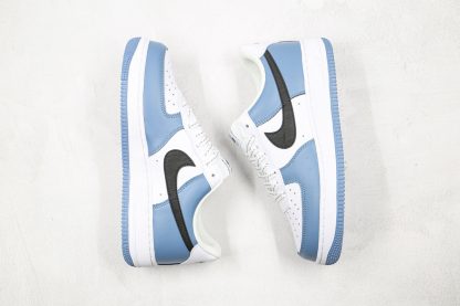 Air Force 1 07 Low White Black Blue lateral side