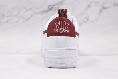 Air Force 1 Low Pixel SE White Burgundy heel