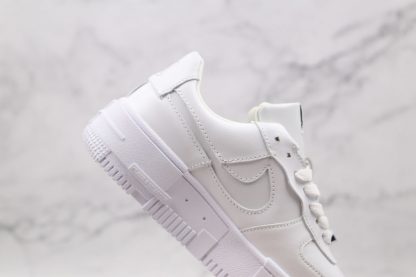 Air Force 1 Low Pixel Triple White hindfoot